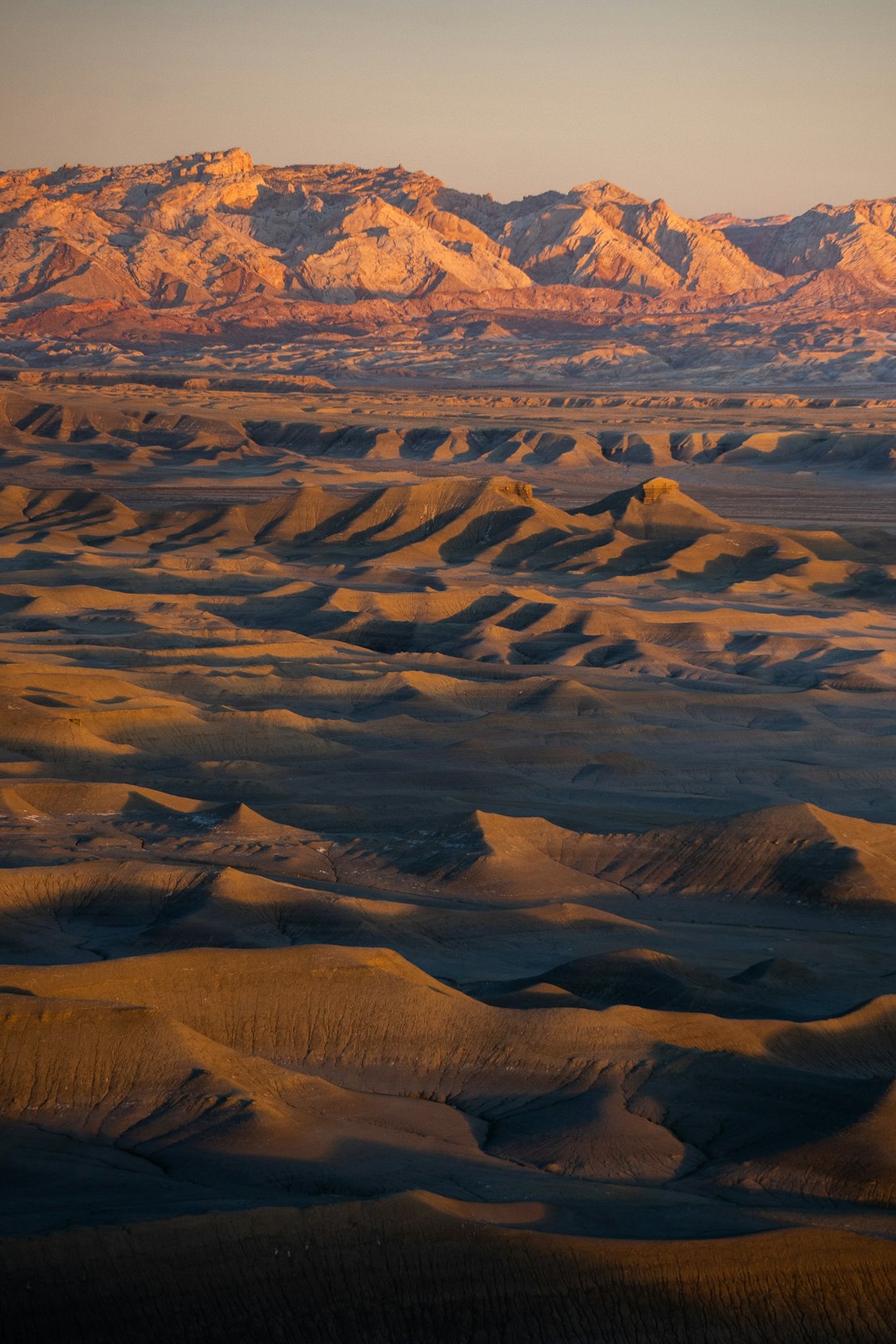 Sell damaged land for cash in Utah